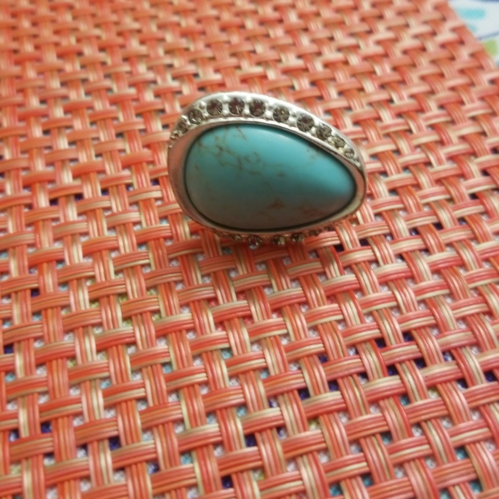 Ring - Picture 2 of 3